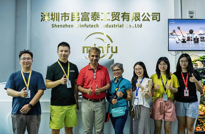 international-distributors-visiting-minfu-headquarters-shenzhen international-distributors-visiting-minfu-headquarters-shenzhen
